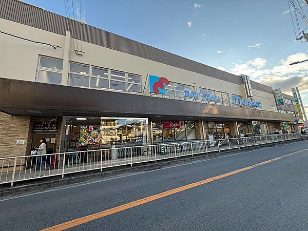 マンダイ寝屋川西店…徒歩7分（550ｍ）