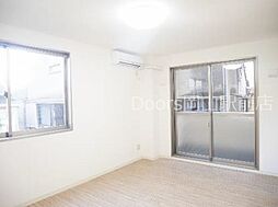 BELLAGIO 1階ワンルームのリビング/ダイニング