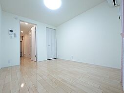 グランベルリッツ（社会人単身者限定） 102 1階1Kのリビング/ダイニング