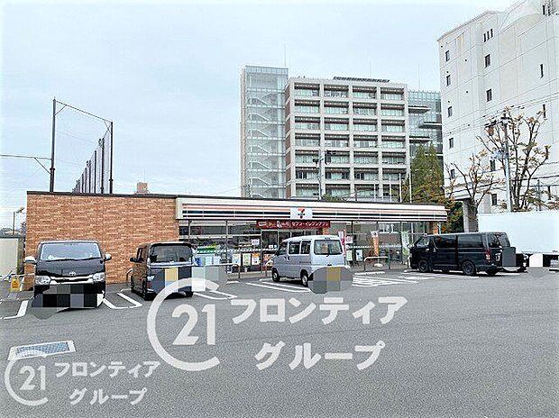 セブンイレブン摂南大学前店 徒歩16分。 1270m