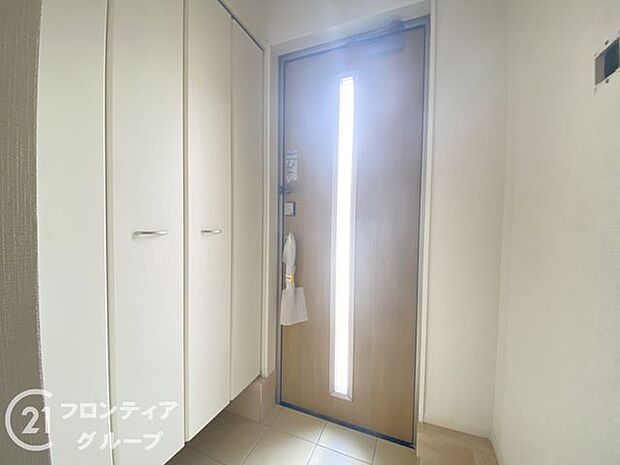 玄関は防犯性の優れたダブルロックドアです！