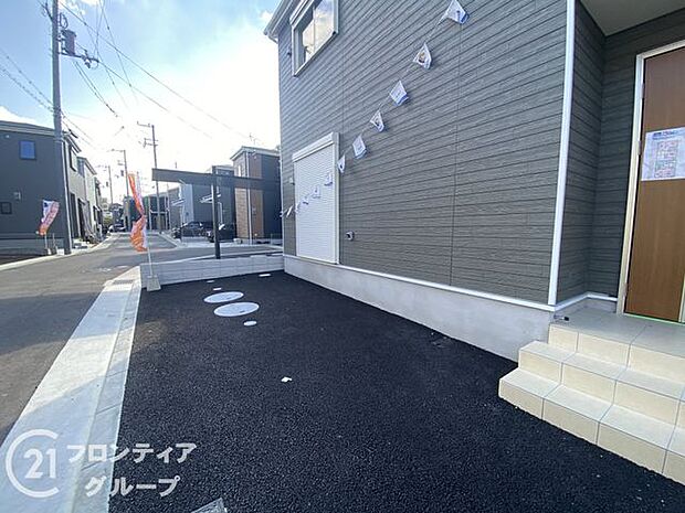 便利な駐車場で、毎日の車の出し入れがスムーズに行えます