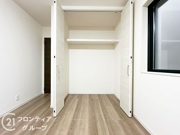 各室に収納スペ―スがありますのでお部屋スッキリ片付きますね