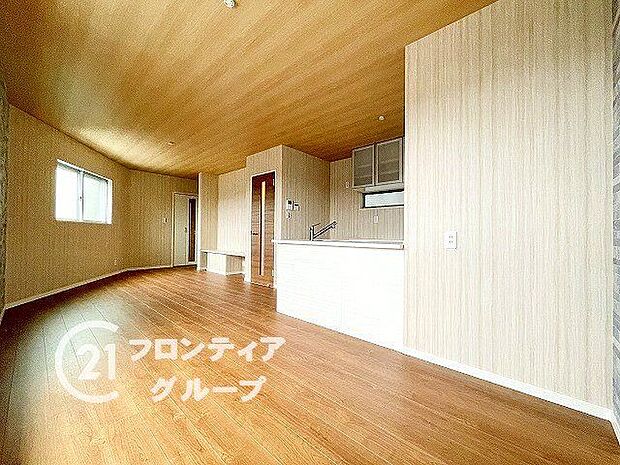 2階リビングでプライバシー対策も安心！