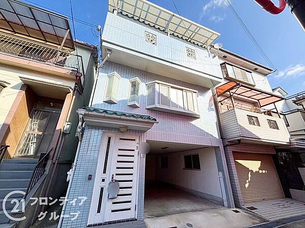 外観：327001647000