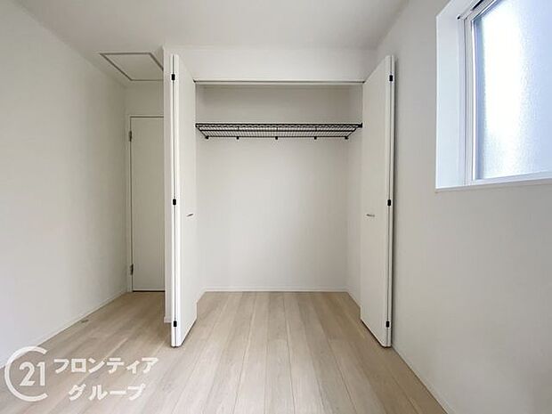 充実した収納スペースなので、お子様が大きくなって、荷物が増えてもたっぷり収納しておけますね