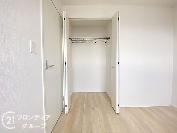 充実した収納スペースなので、お子様が大きくなって、荷物が増えてもたっぷり収納しておけますね