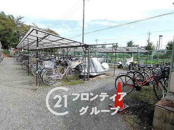 マンションのエレベーターは、快適でスムーズな移動を提供し、住む人の利便性を高める重要な設備です！