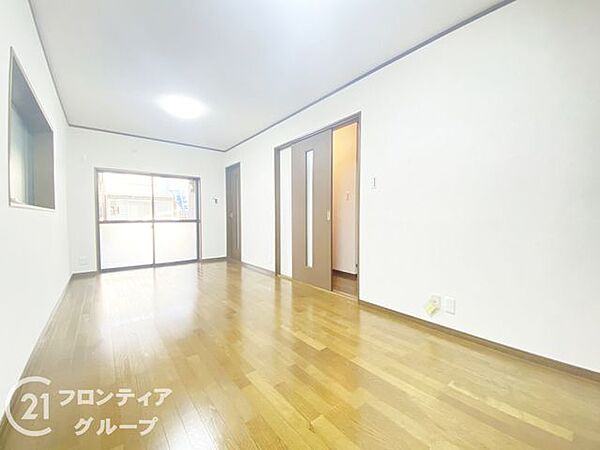 寝室を拡大表示