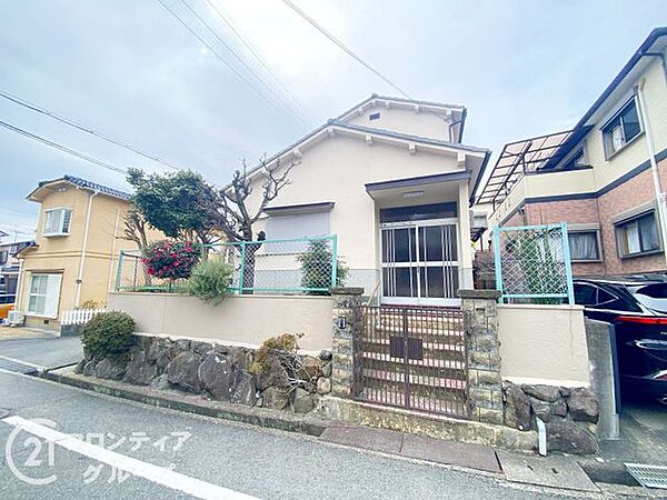 周辺には買い物施設や公共施設など便利な施設が充実しており利便性の良い環境です！