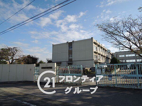 枚方市立招提北中学校 徒歩8分。 590m
