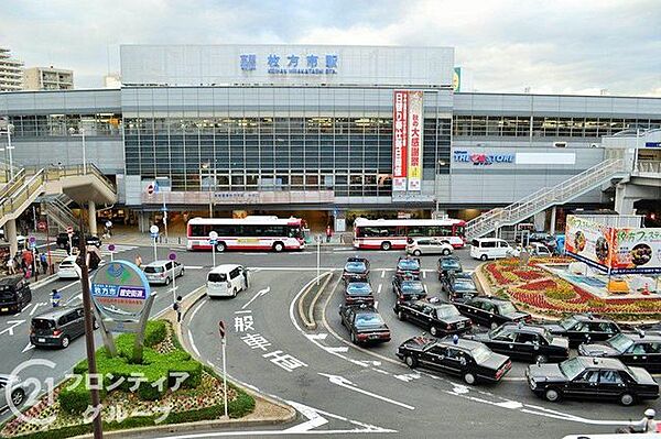 枚方市駅(京阪本線) 徒歩28分。 2170m