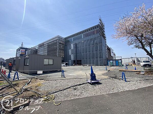 サンディフォレオ枚方店 徒歩6分。 480m