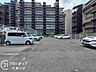 駐車場：敷地内にある駐車場エリアです。空き状況や利用条件、詳細料金につきましてはお気軽にお問い合わせください。