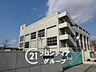 周辺：「寝屋川市立第二中学校」までは徒歩約10分（約800m）。お子様の通学や部活動にも通いやすい距離感です。