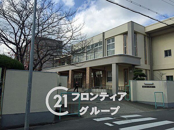寝屋川市立第七中学校 徒歩14分。 1120m