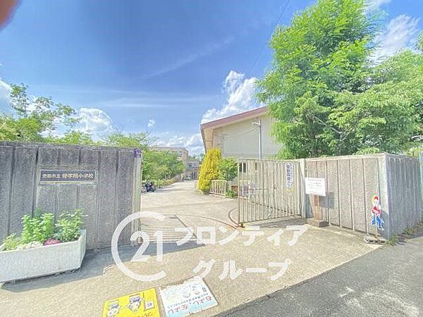 京都市立修学院小学校 徒歩9分。 700m