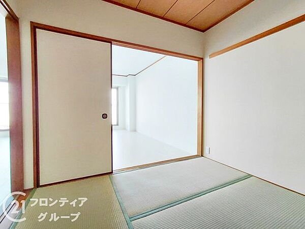 住まい選びは、価格や立地だけでなく、将来の暮らし方まで含めて考えることが大切です。今の段階で気になっていることを、まずスタッフに話してみてください