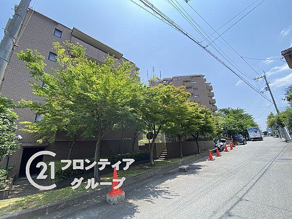 「いつかは」と思っていた住まい探しも、具体的に動き出すと意外とスムーズに進むものです。まずは気軽にご相談いただけます