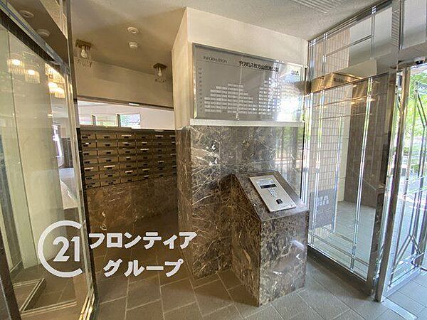 暮らしをより豊かに彩る多彩な設備が揃っているのは魅力的ですね！開放的な共用スペースは、毎日の生活に心のゆとりと新しい発見を運んできてくれる素敵な付加価値になりますね！