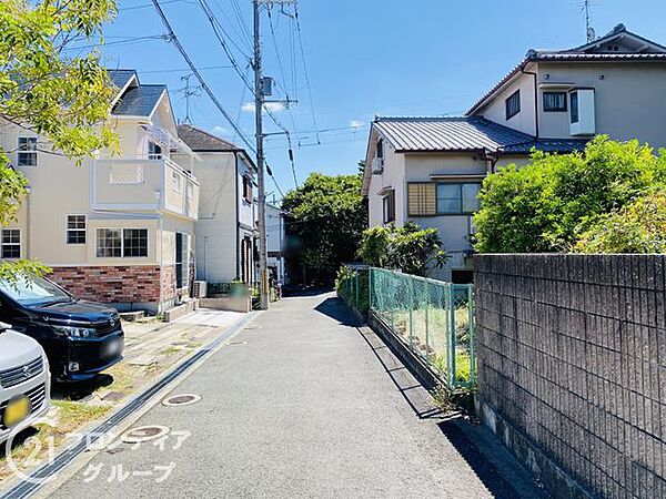 住まい選びは、価格や立地だけでなく、将来の暮らし方まで含めて考えることが大切です。今の段階で気になっていることを、まずスタッフに話してみてください