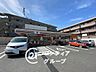 周辺：徒歩圏内にある「セブンイレブン枚方伊加賀南町店」。急なお買い物や深夜・早朝の利用にも大変便利な、暮らしを支える身近なコンビニです。 1220m