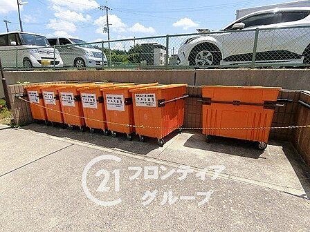 マイホームは一生に一度の大きな買い物だからこそ、納得いくまで情報を集めてほしいと思います。疑問はどんどんスタッフにぶつけてください