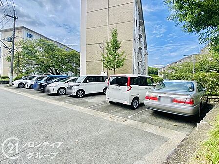 はじめてのご相談でも、経験豊富なスタッフが丁寧にお話を伺います。住まいのことで気になることがあれば、いつでもお声がけください