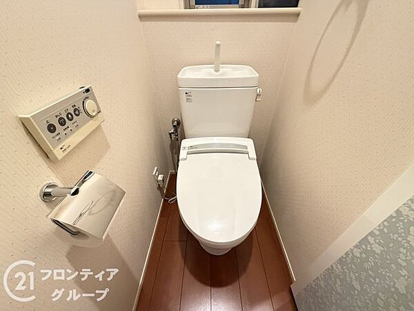 はじめてのマイホーム購入は、わからないことだらけで当然です。資金計画から物件選びまで、順を追ってスタッフが一緒に考えていきます