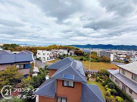 マイホームは一生に一度の大きな買い物だからこそ、納得いくまで情報を集めてほしいと思います。疑問はどんどんスタッフにぶつけてください