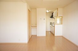 JR水戸線 川島駅 徒歩20分の賃貸アパート 2階2LDKのリビング/ダイニング