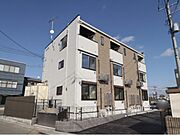 小山駅よりバス7分 徒歩3分 1階 築1年9ヶ月の賃貸物件