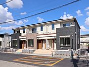 新大平下駅より徒歩16分 築2年1ヶ月 2階建の賃貸物件