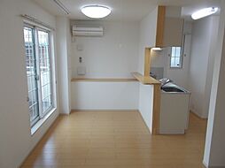 真岡鐵道 下館二高前駅 徒歩5分の賃貸アパート 2階1LDKのリビング/ダイニング