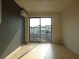 JR東北本線 間々田駅 徒歩2分の賃貸マンション 2階1LDKのリビング/ダイニング