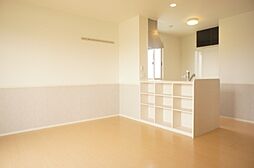 JR東北本線 間々田駅 徒歩4分の賃貸アパート 2階2LDKのリビング/ダイニング