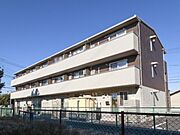 小山駅より徒歩28分 3階 築5年11ヶ月の賃貸物件