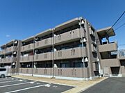 小山駅より徒歩37分 築16年9ヶ月 3階建の賃貸物件