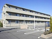 小山駅より徒歩31分 築17年6ヶ月 3階建の賃貸物件