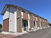 下館駅よりバス9分 徒歩6分 築10年8ヶ月 2階建の賃貸物件