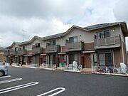 小山駅より徒歩33分 築17年2ヶ月 2階建の賃貸物件