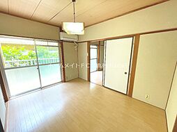 ヴィレッジ杉田　B棟 1階2DKのリビング/ダイニング