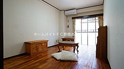 ユトリロ下地3 6階2LDKのリビング/ダイニング