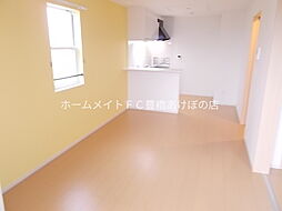 リバーサイド三晃　WEST 2階2LDKのリビング/ダイニング