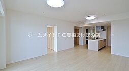 セントラルレジデンス 10階2LDKのリビング/ダイニング