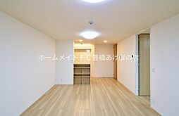 ヴァイオレット 3階2LDKのリビング/ダイニング