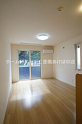 マリーゴールド　B 1階1LDKのリビング/ダイニング