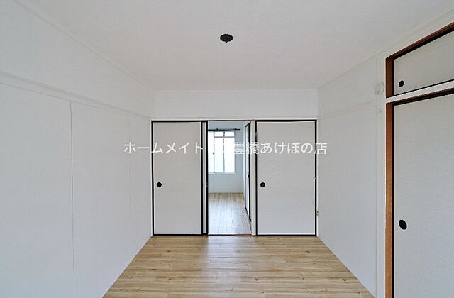 洋室