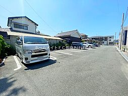8 / 8