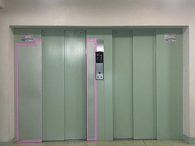 【現地写真】エレベーターは2基のため、毎日の出入りがスムーズです。